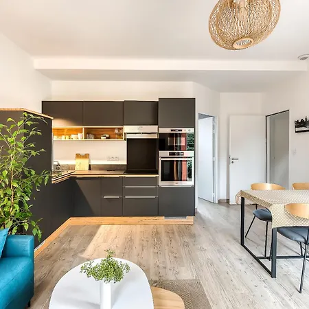 Gîte T2 A l'orée d'Angers Avrillé Extérieur photo